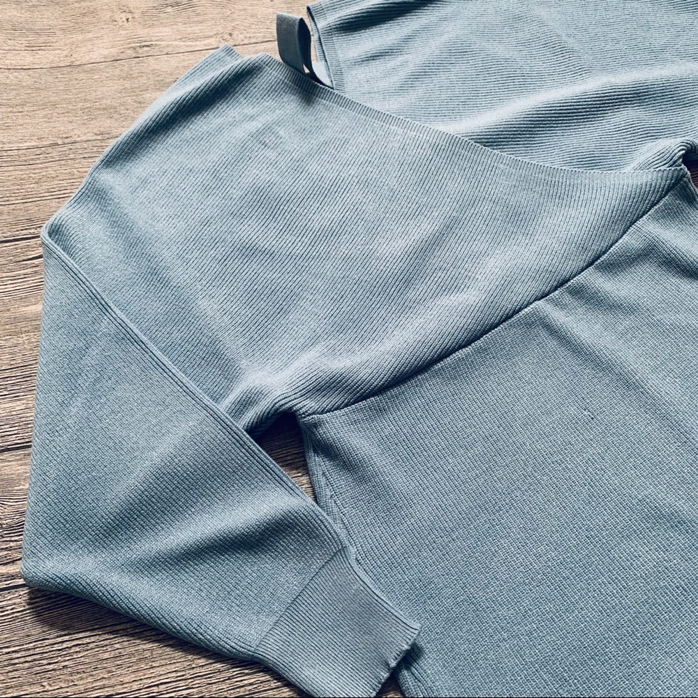 🔥🔥Sexy and Cozy Blue V Neck Sweater Dress - Picture 6 of 8